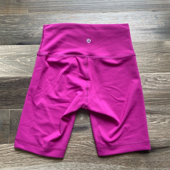 SOLD Lululemon Wunder Under Shorts Ripened Raspberry - Picture 4 of 8